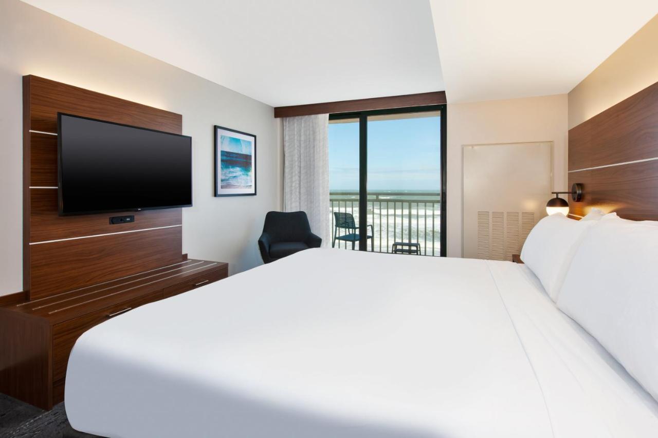 One-Bedroom King Suite