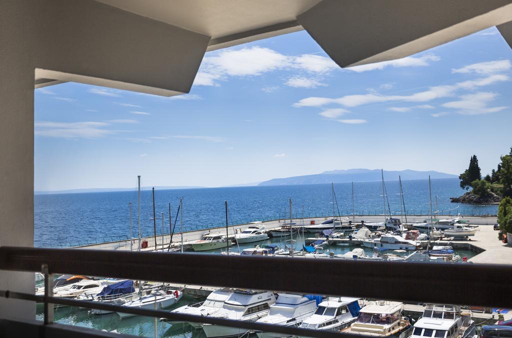 Suite with Sea View