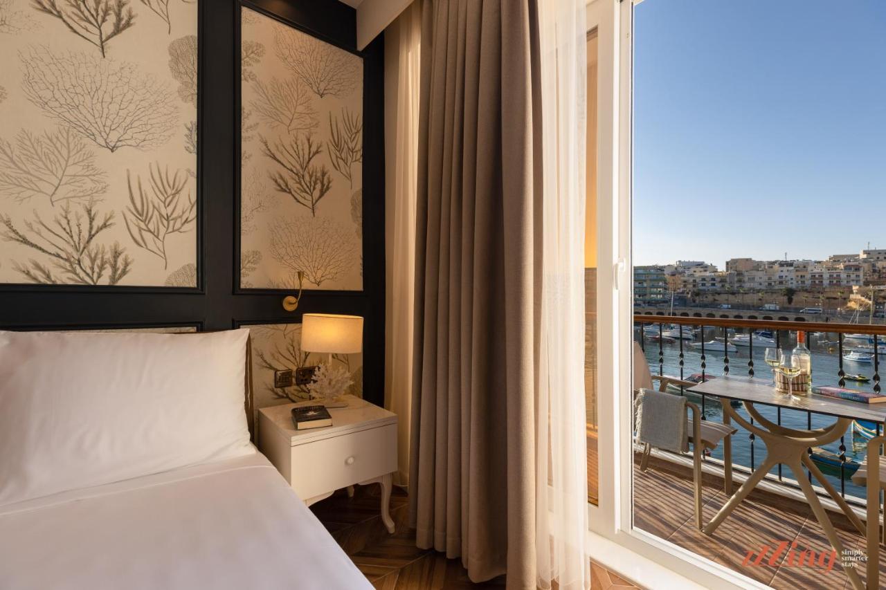 Camera Familiare Deluxe con Balcone e Vista Mare