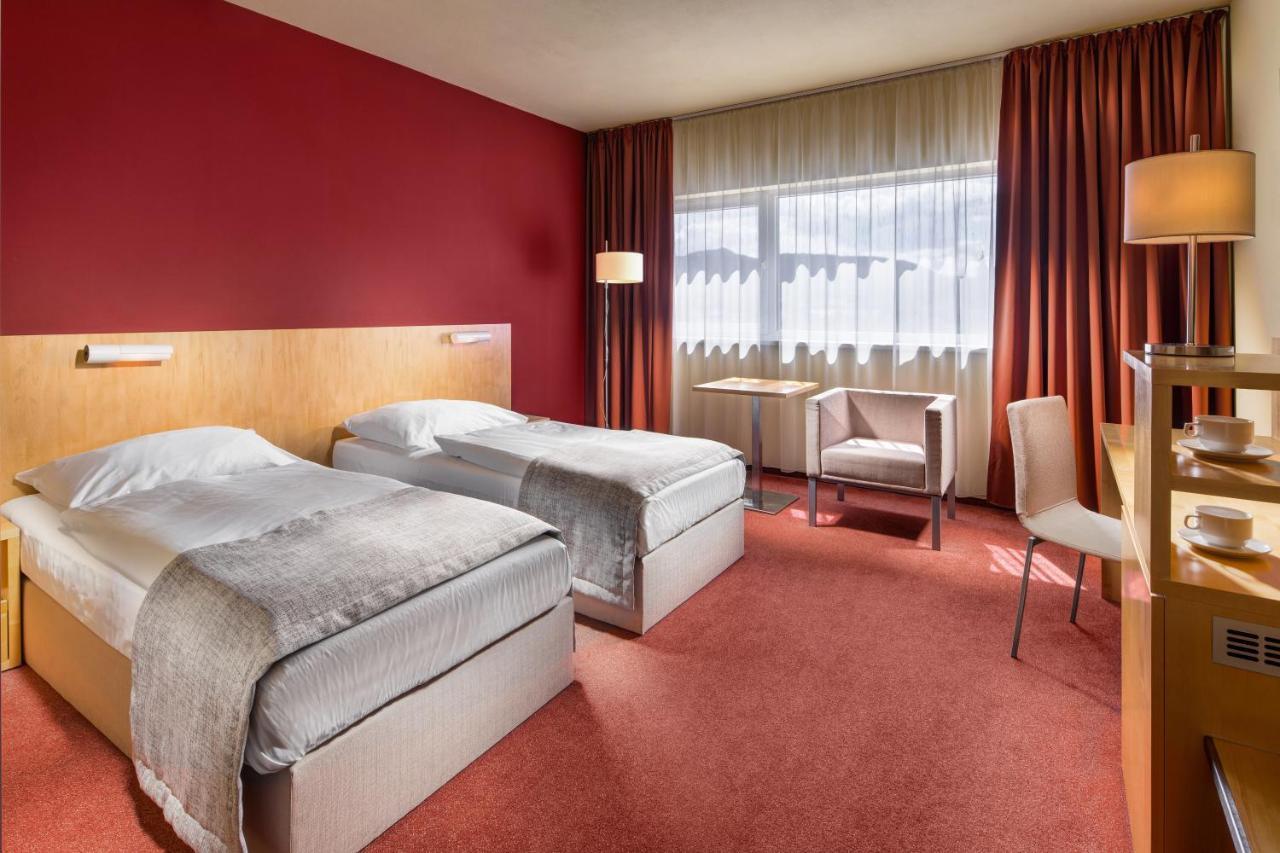 Double Room or Twin Room,1307742412:JPEG