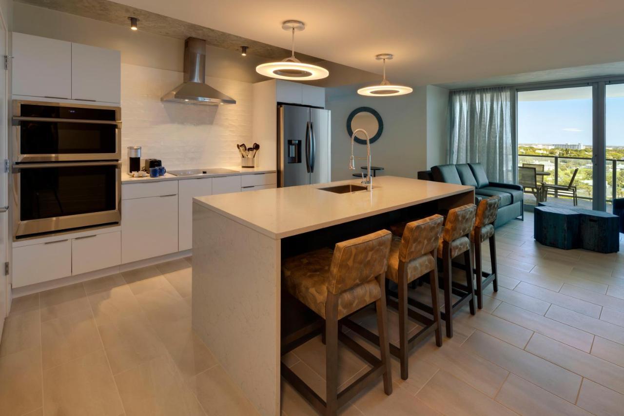 2 Bedroom Ocean & City North View Residence