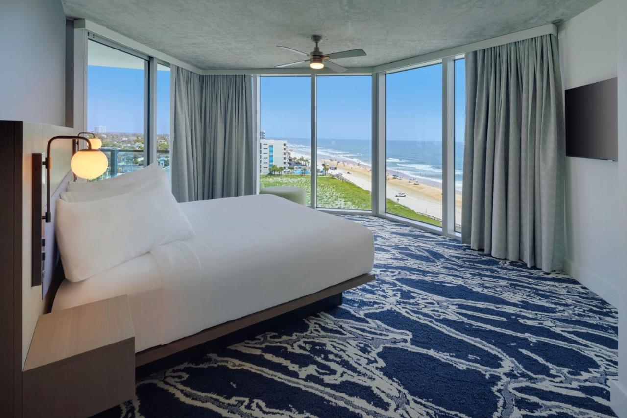 2 Bedroom Ocean & City North View Residence