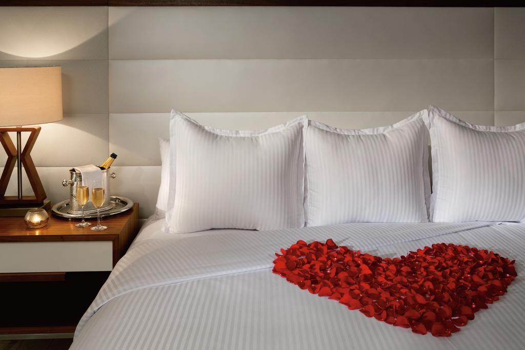 Preferred Club Junior Suite Ocean View King