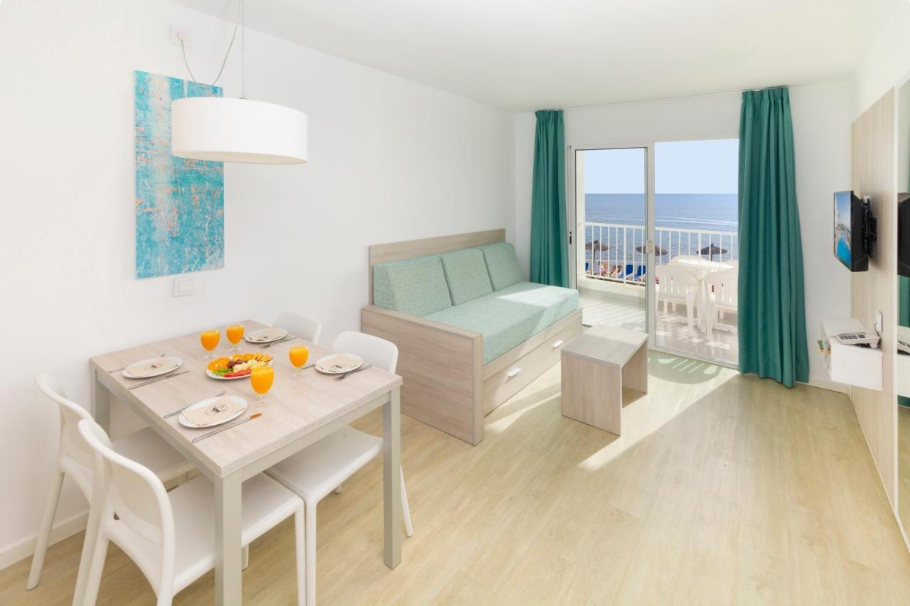 One-Bedroom Apartment Sea View Terrace 2Adults 2Children