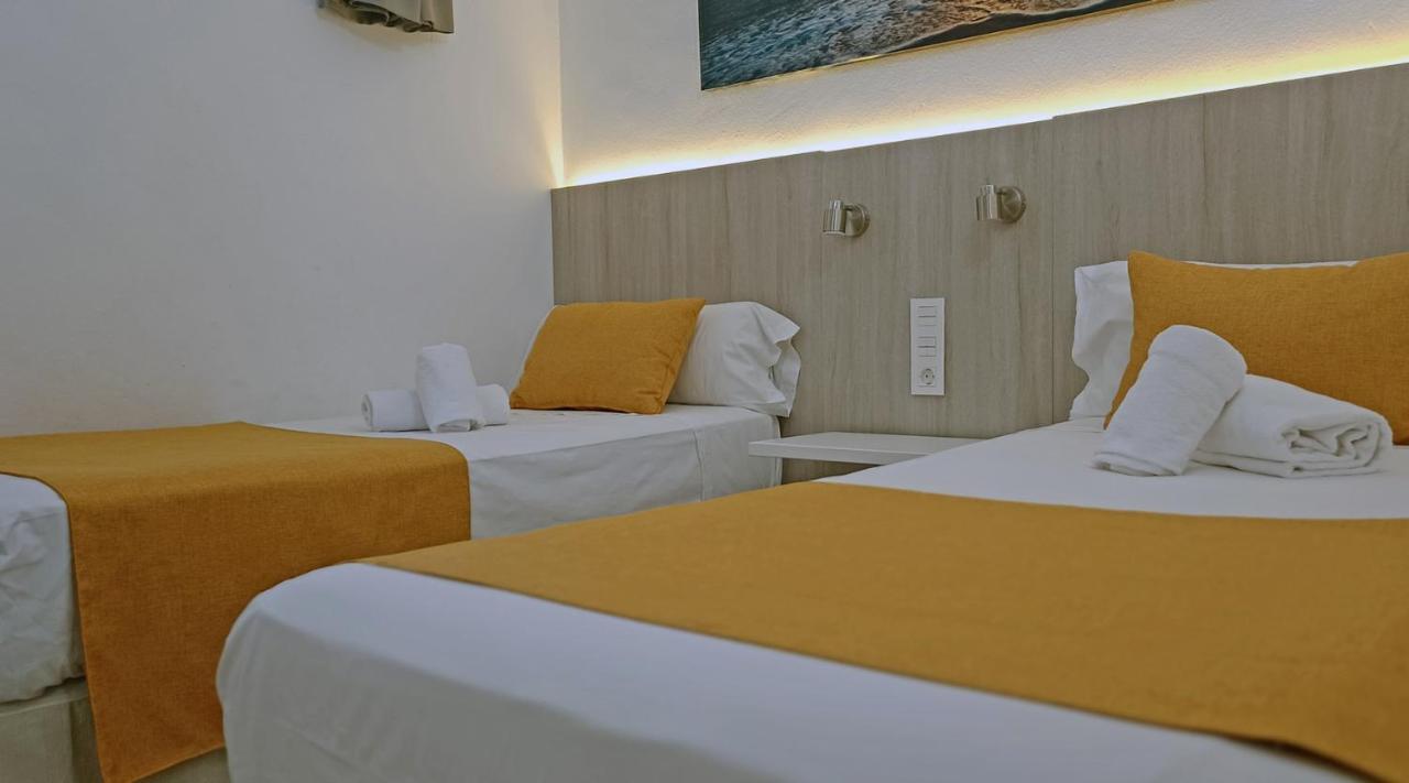 Two-Bedroom Apartment Sea View