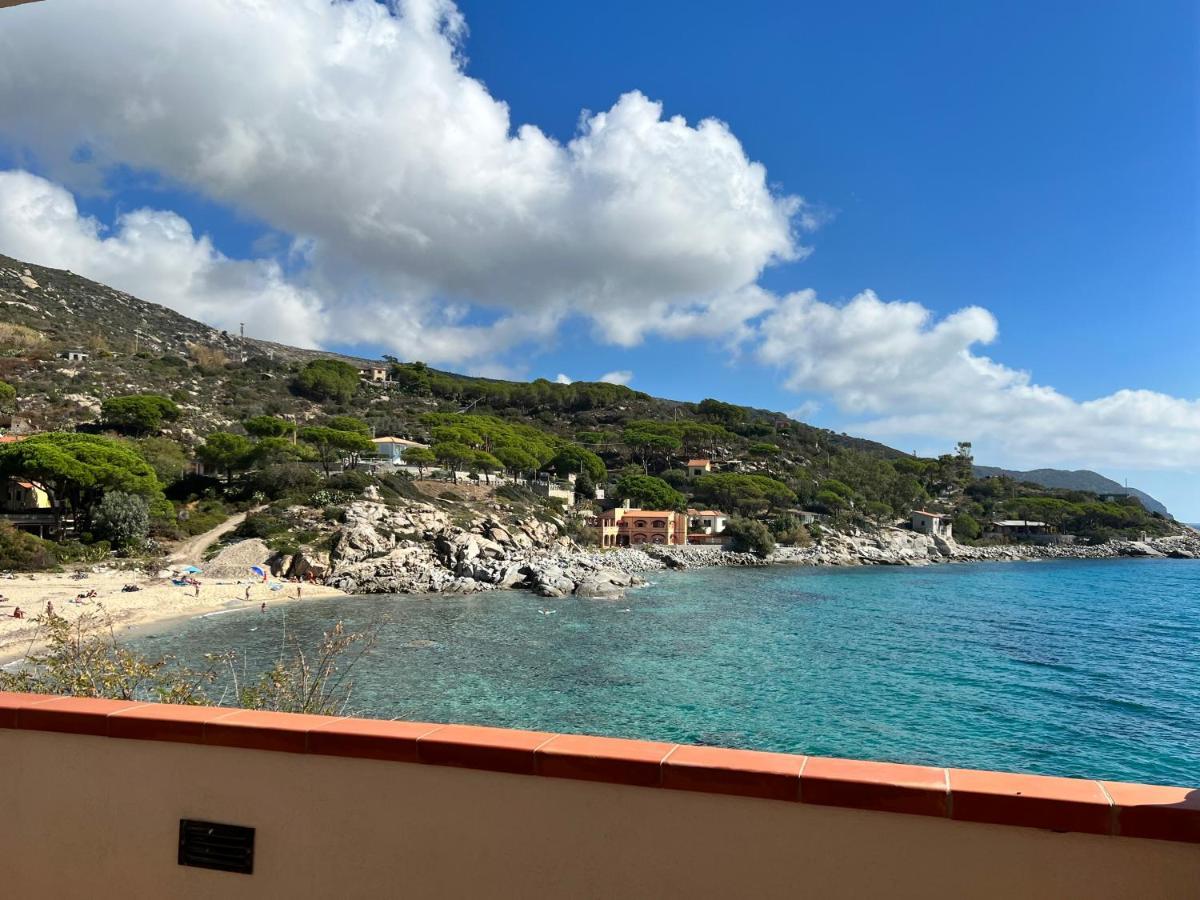 Camera Tripla Standard con Vista Mare