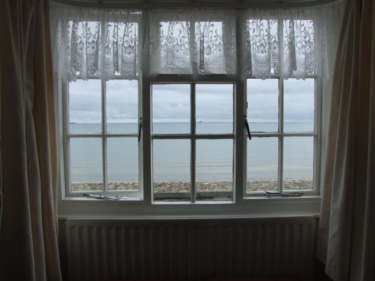 Standard Triple Room with Sea View