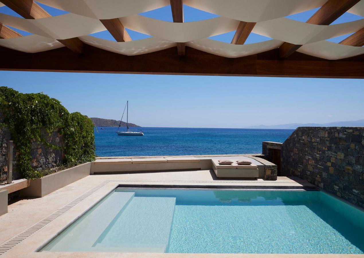 Residenz Loutro Diamond mit 6 Schlafzimmern und eigenem Pool