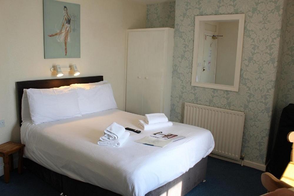 Doppelzimmer mit Meerblick – Zimmer 6