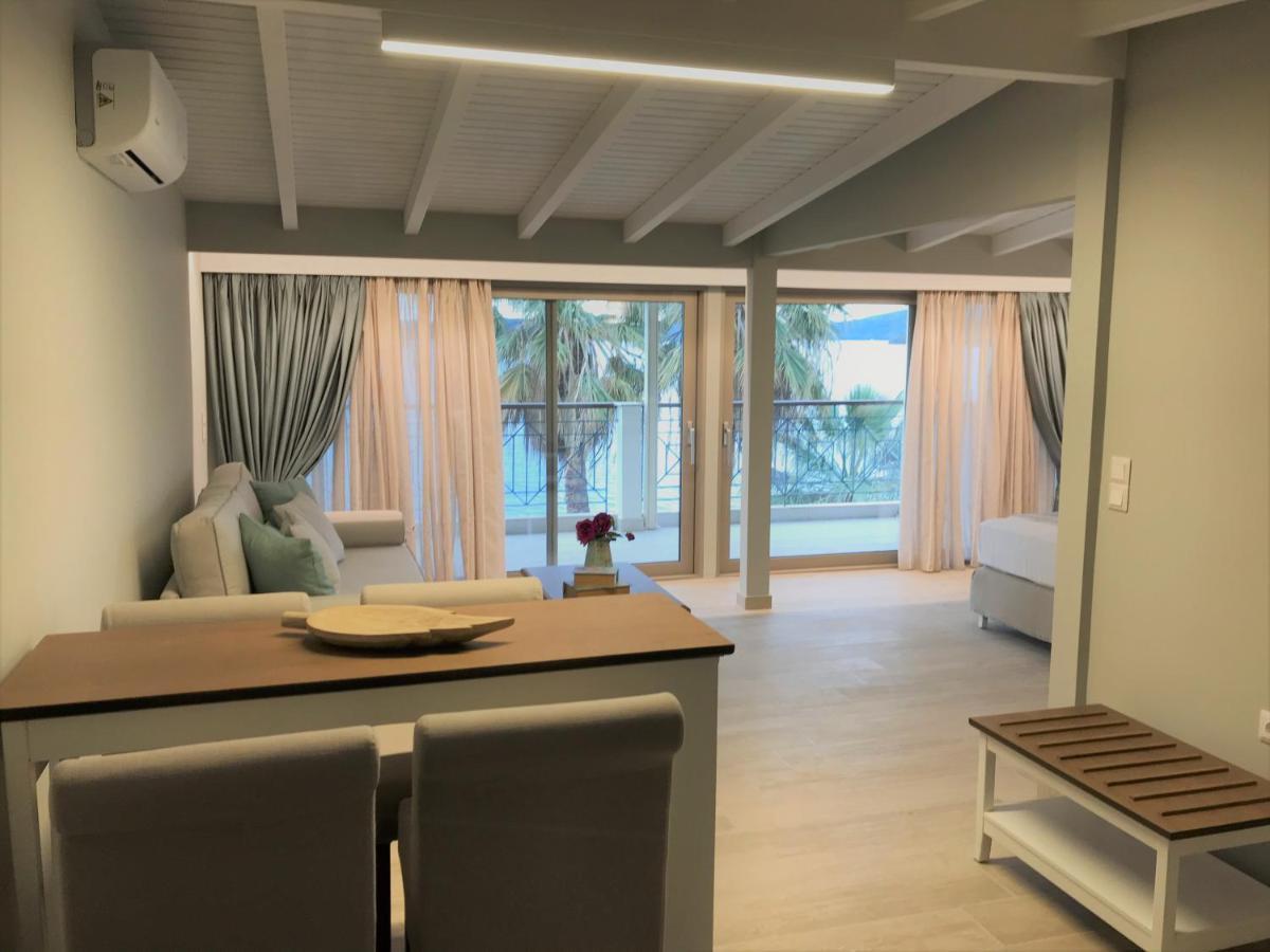 Deluxe Suite with Sea View