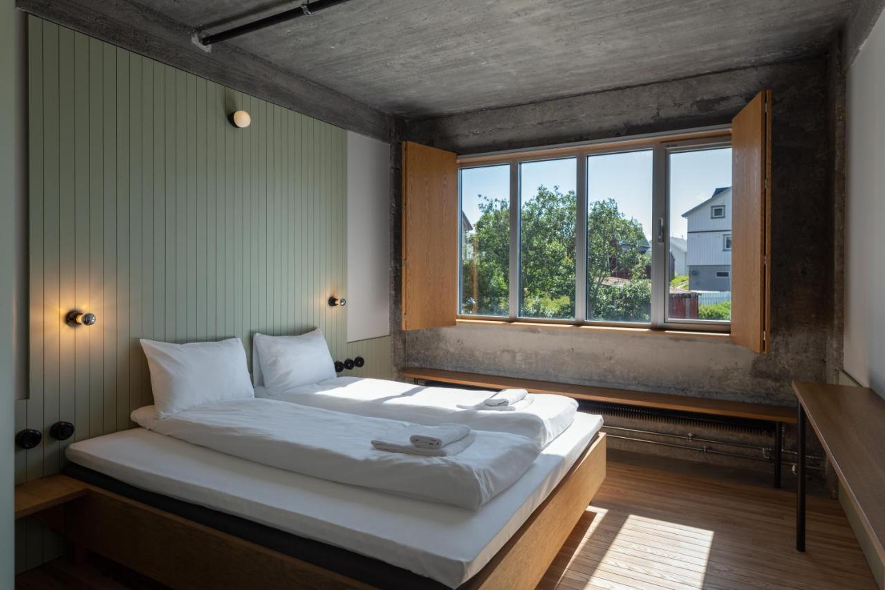 Double Room Private Bathroom