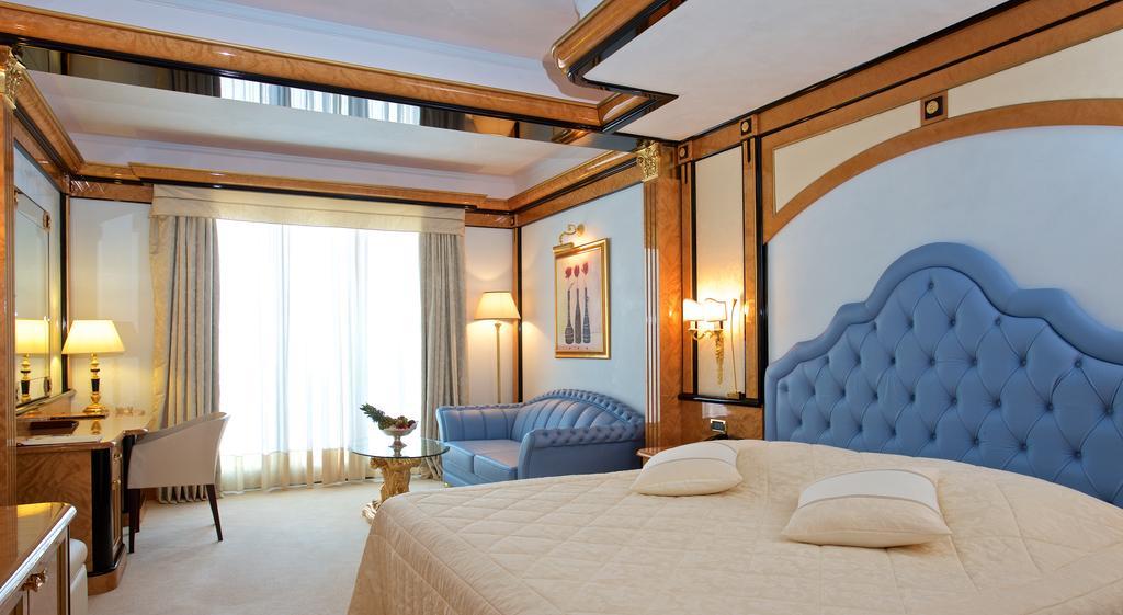 Suite with Sea View