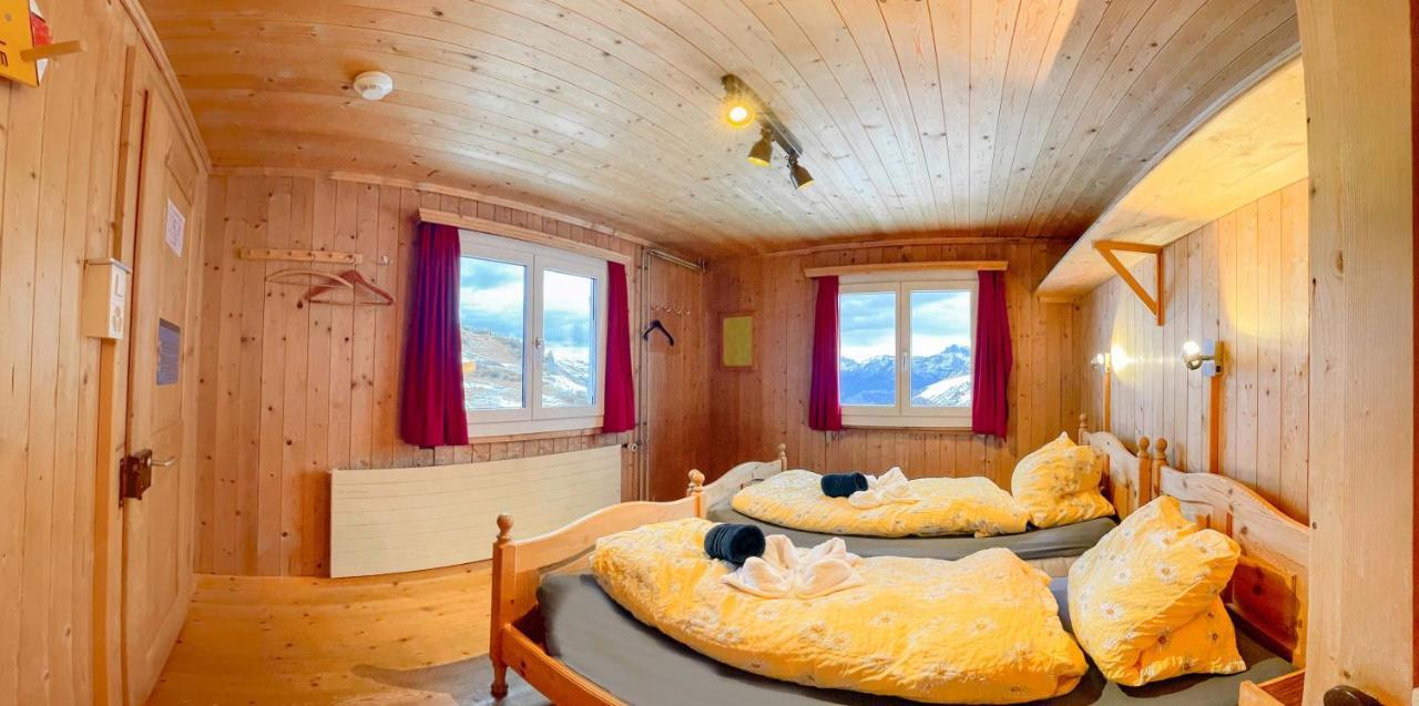 Doppelzimmer mit Gemeinschaftsbad