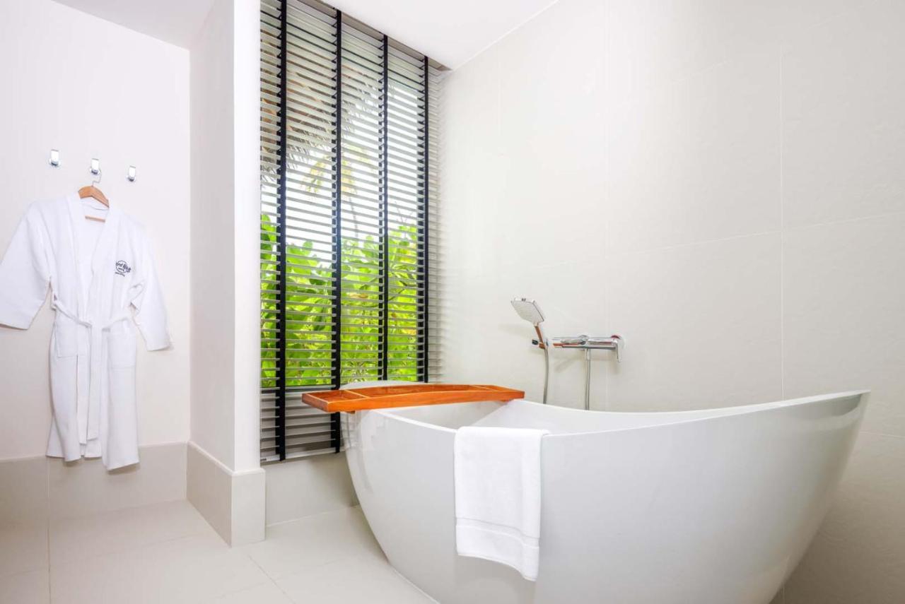 Gold Beach Villa Twin Bed