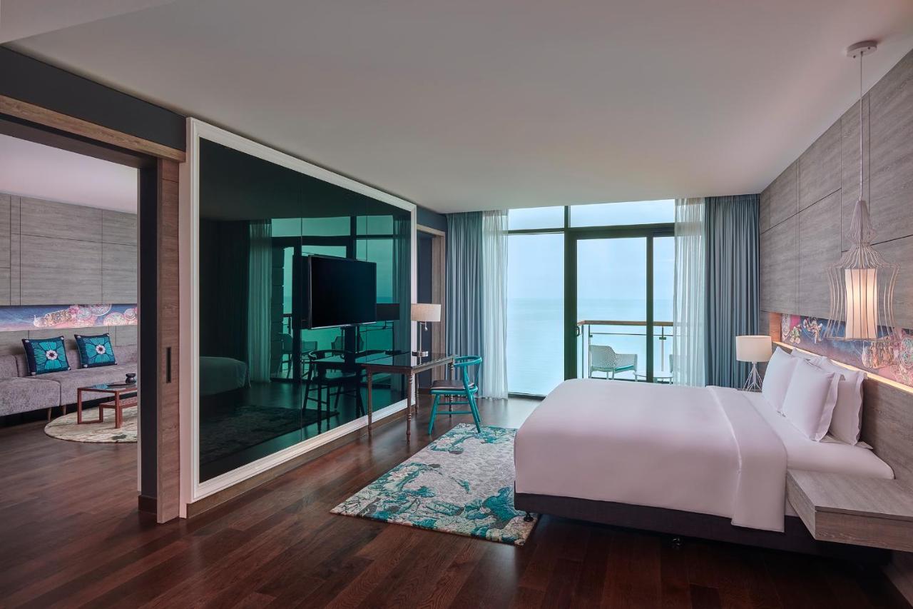 Angsana One-bedroom Deluxe Seaview Suite