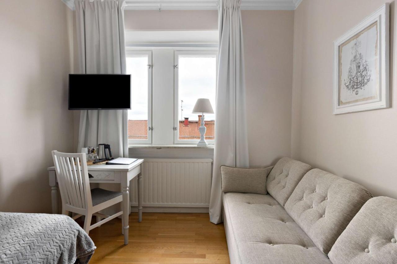 Single Room Sofa Bed Non-Smoking