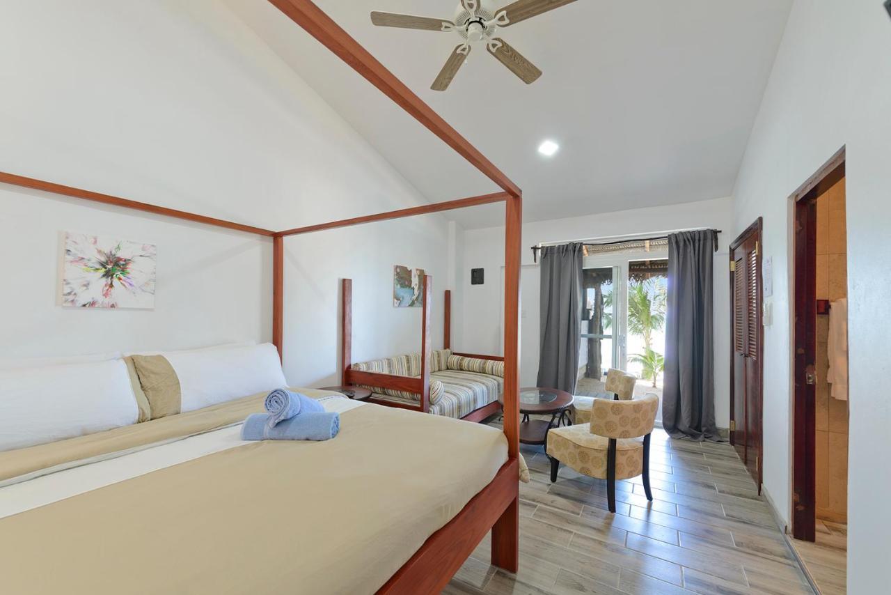 Habitación Triple Deluxe con vistas al mar