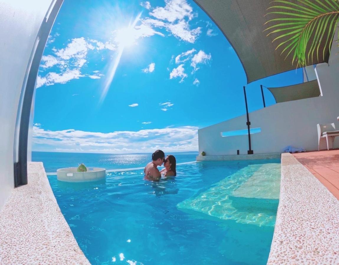 King Suite Private Pool