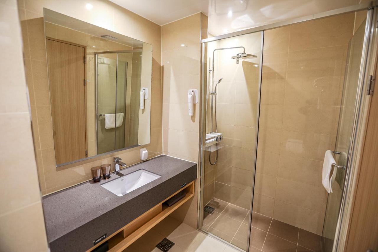 Deluxe Family Double Room Ocean View
