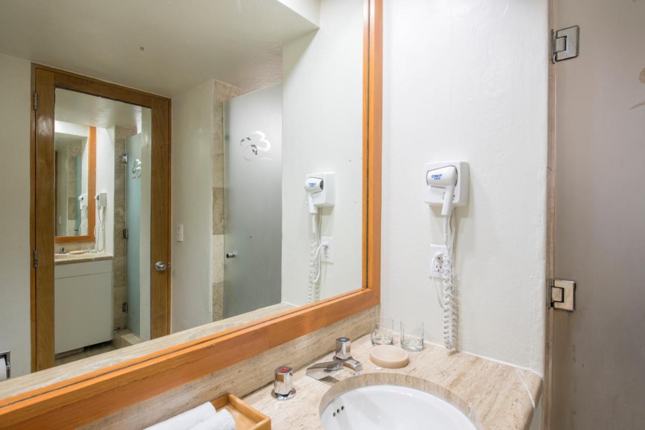 One-Bedroom King Suite Jacuzzi Balcony Ocean View,1771580755:JPEG