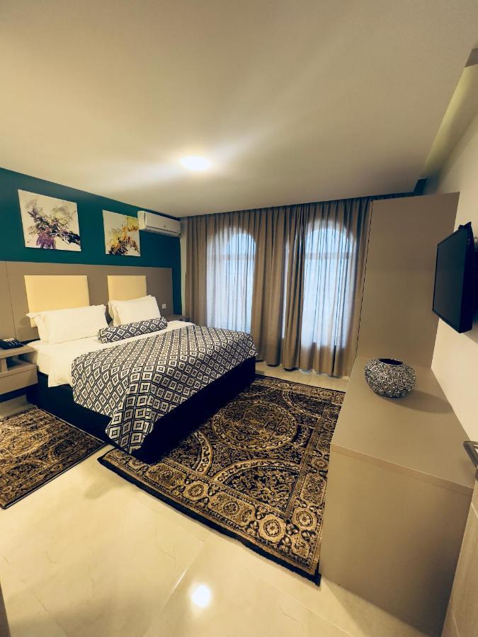 Presidential Suite