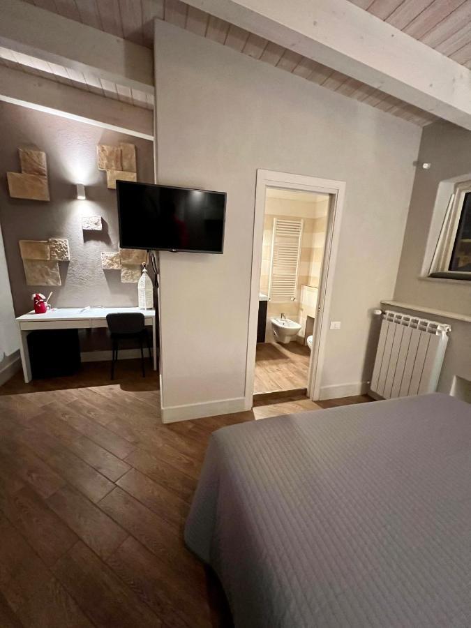 Deluxe Double or Twin Room Pool Access