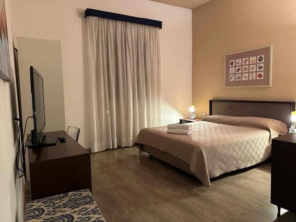 Triple Room,1343972465:JPEG