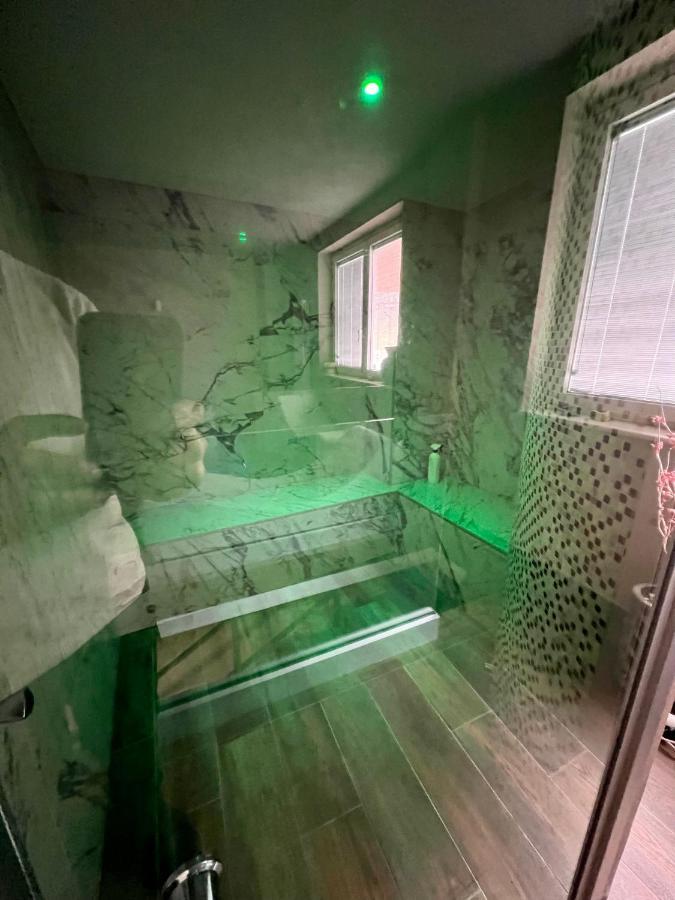 Deluxe Double or Twin Room Pool Access