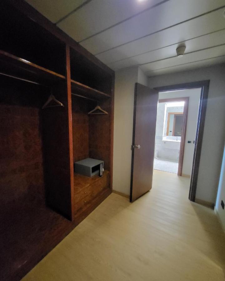 Deluxe Dreibettzimmer