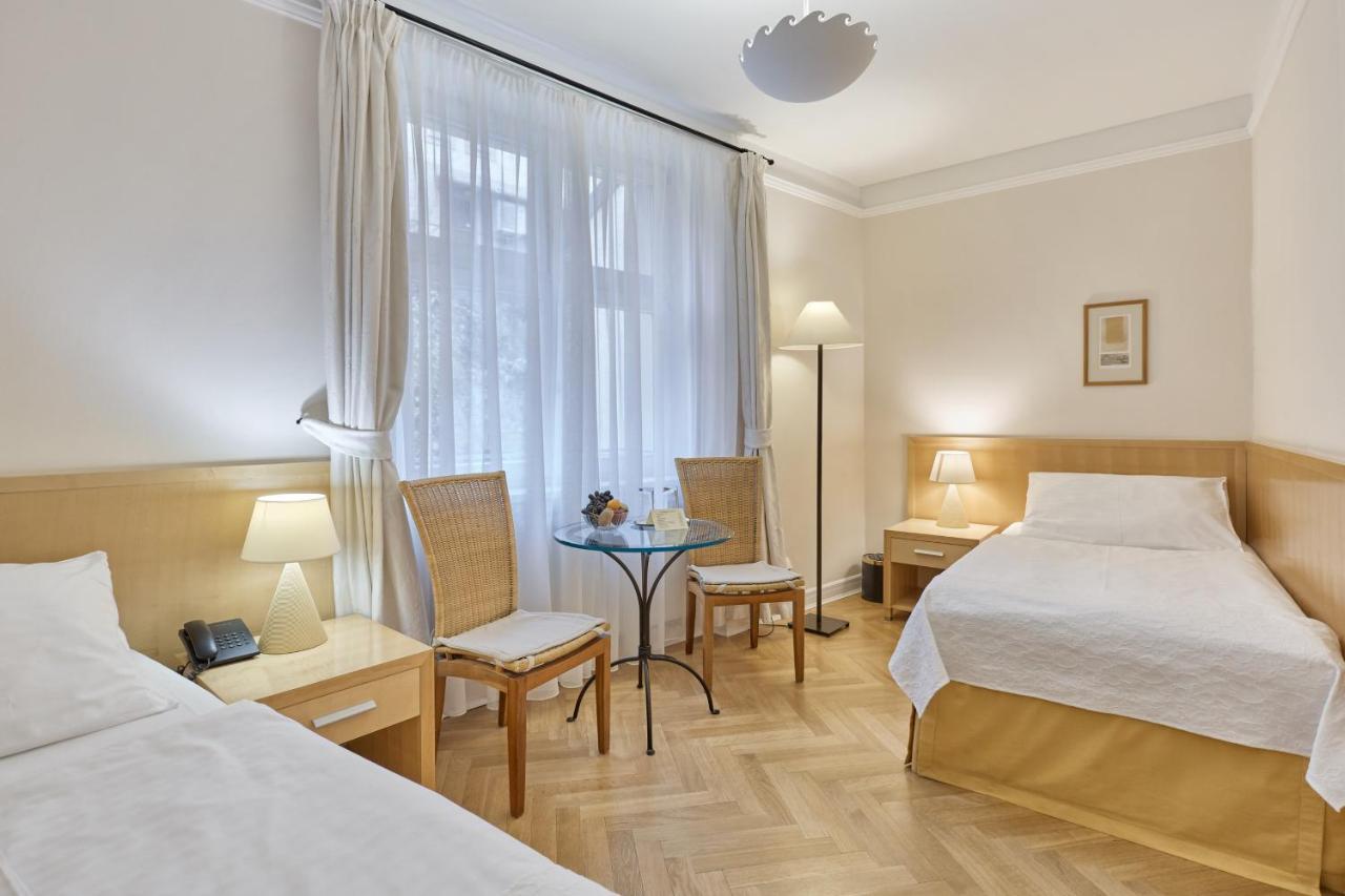 Economy Zweibettzimmer