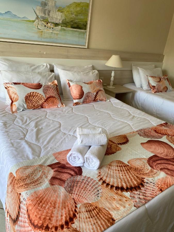 Deluxe Queen Suite