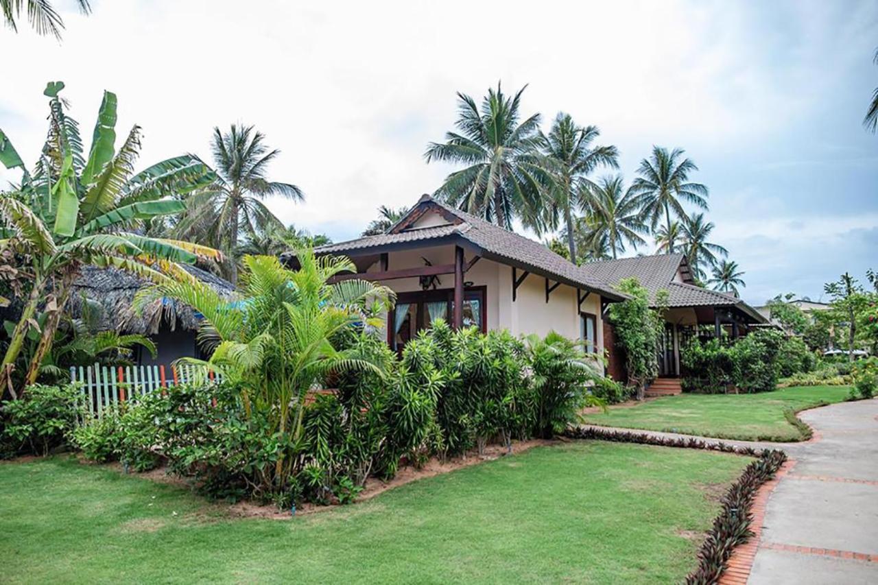 Bungalow - Beach Front