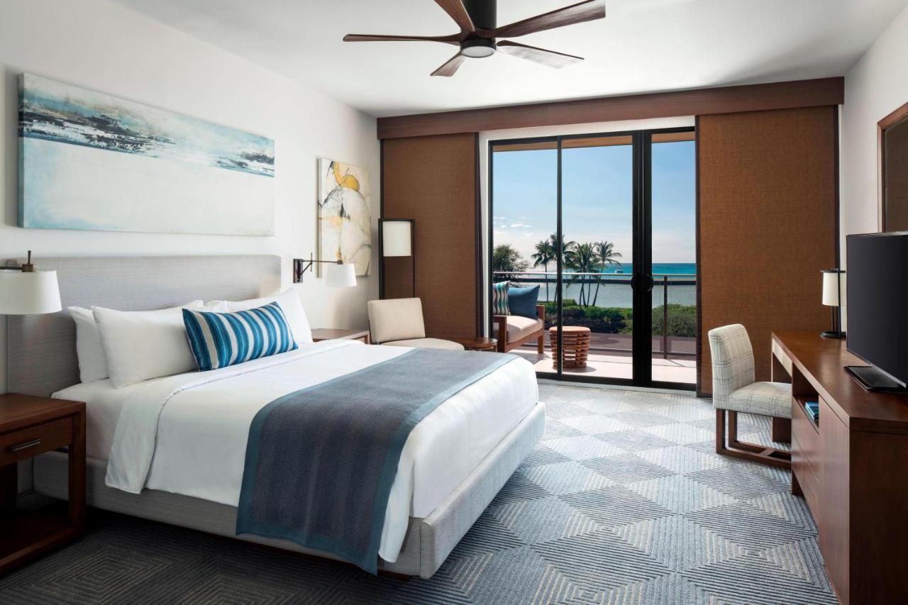 Beach House Oceanfront One Bedroom Suite with Balcony