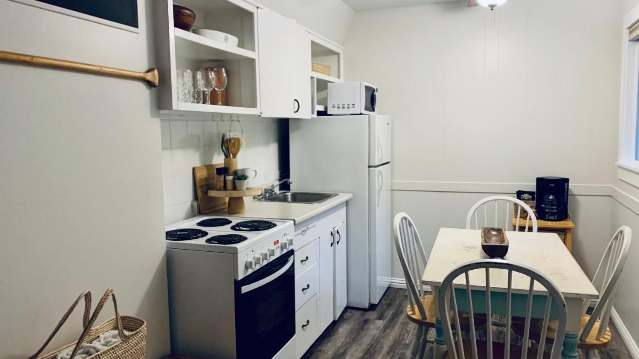 Double Room Kitchen Patio