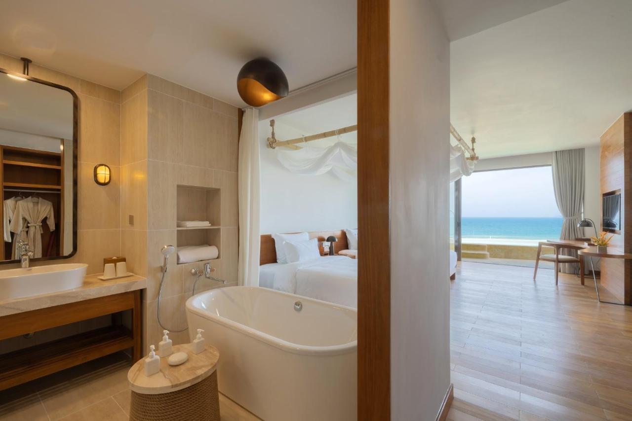 Seaview Sky Pool Villa