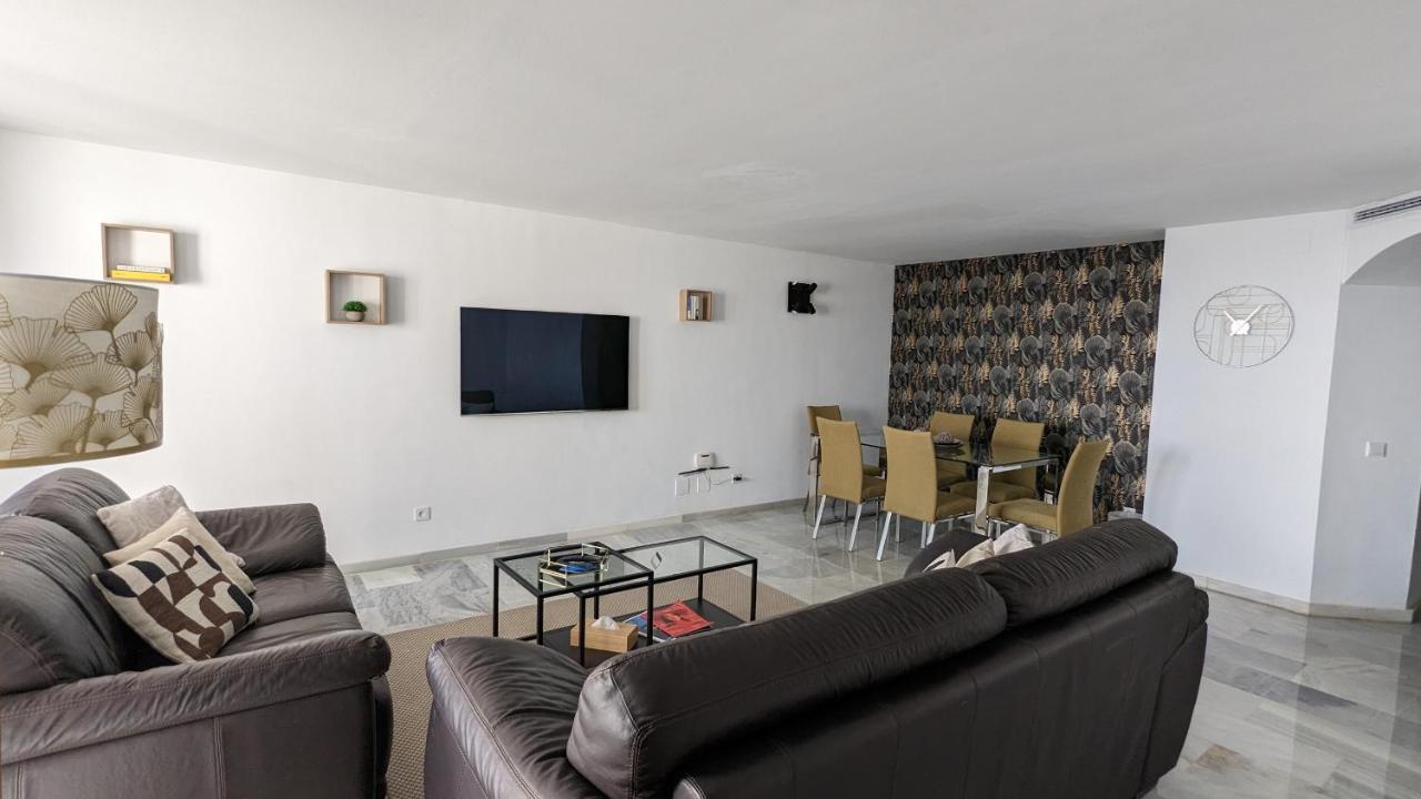 Appartement met 3 Slaapkamers en Uitzicht op Puerto Banus (5 Volwassenen)