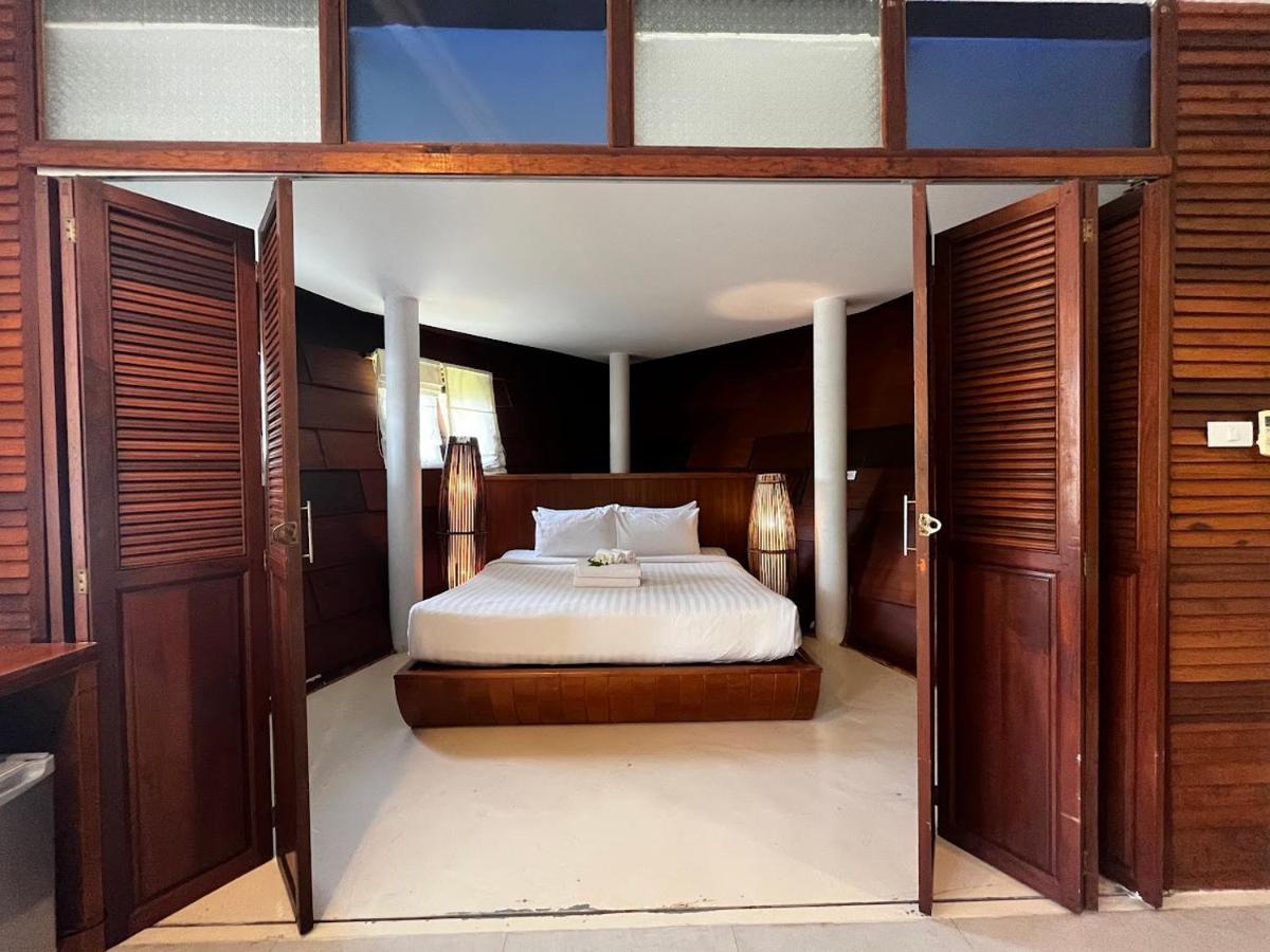 Suite Zimmer mit Bootsterrasse