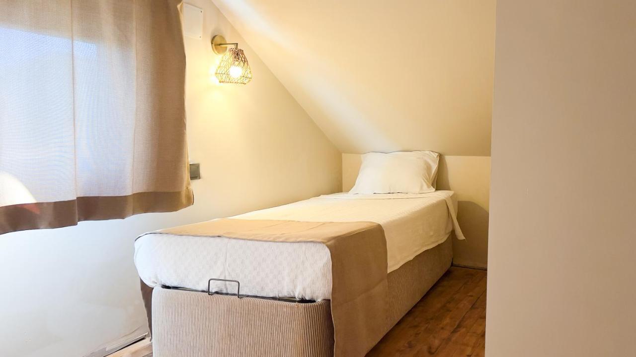 Duplex Quadruple Room