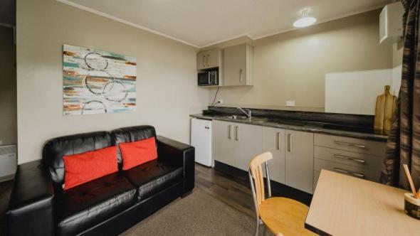 One Bedroom Motel