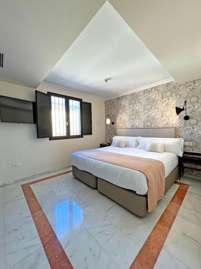 Triple Room,1366593575:JPEG