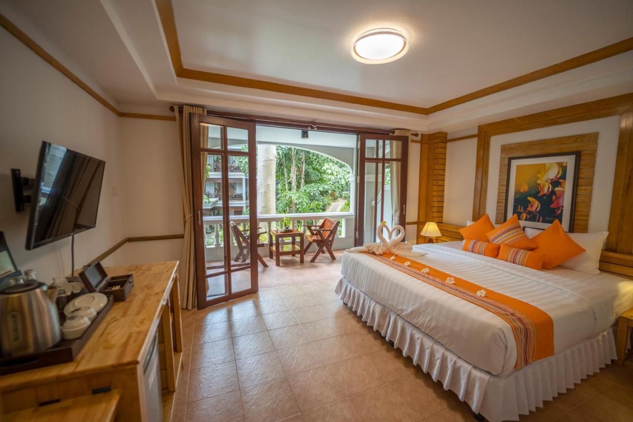Deluxe Double Room Garden View