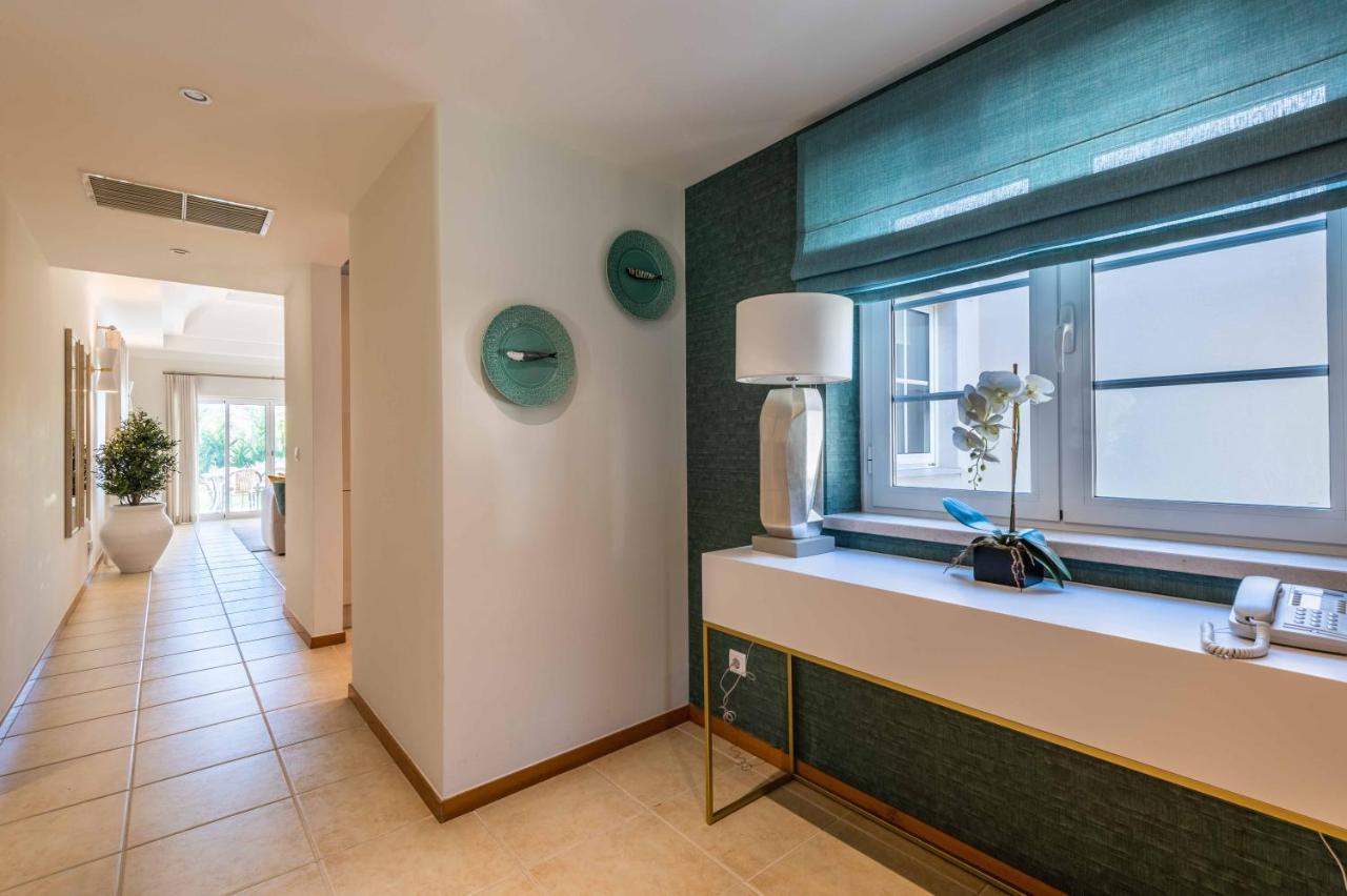 Deluxe Two-Bedroom Apartment Garden View