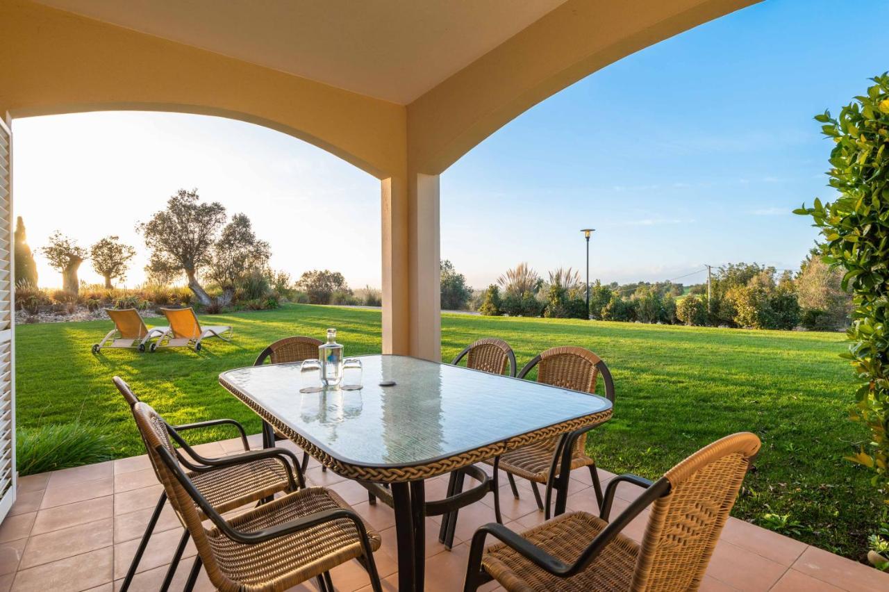 Deluxe Two-Bedroom Apartment Garden View