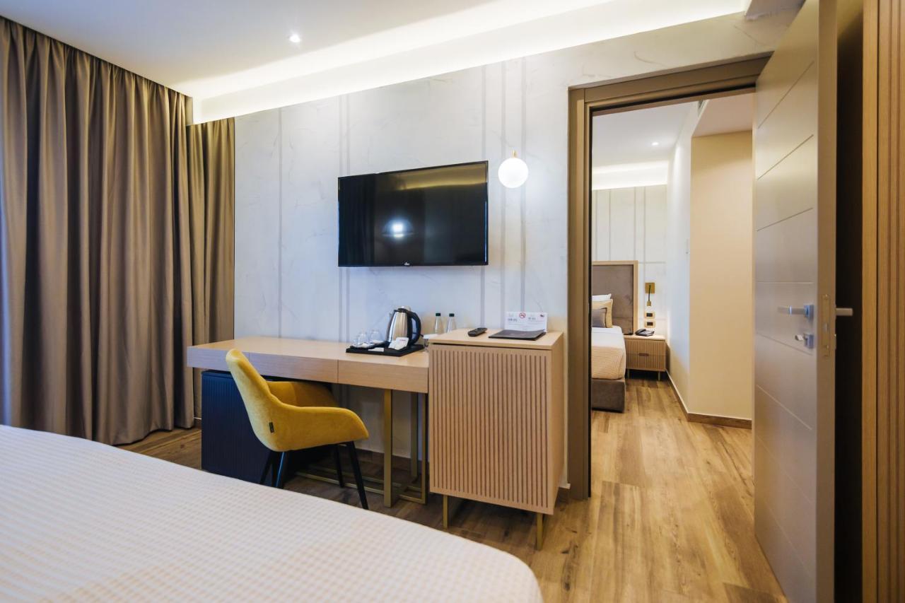 Familienzimmer mit seitlichem Meerblick