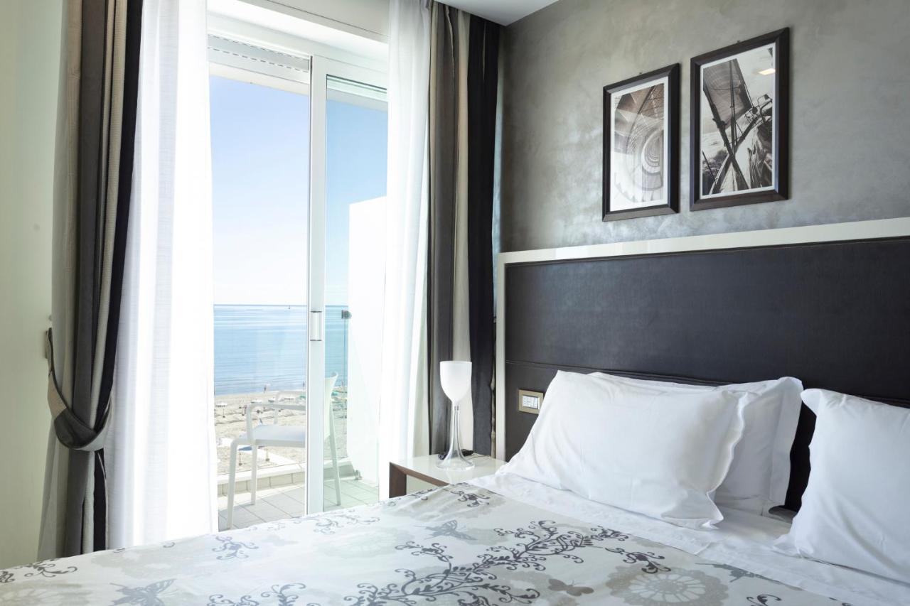 Junior Suite Seafront,1662991411:JPEG
