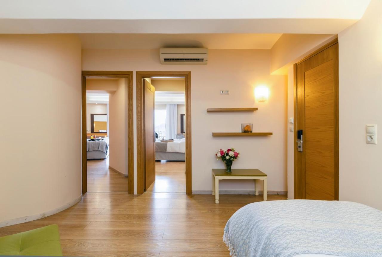 Family Two-Bedroom Suite with Sea View