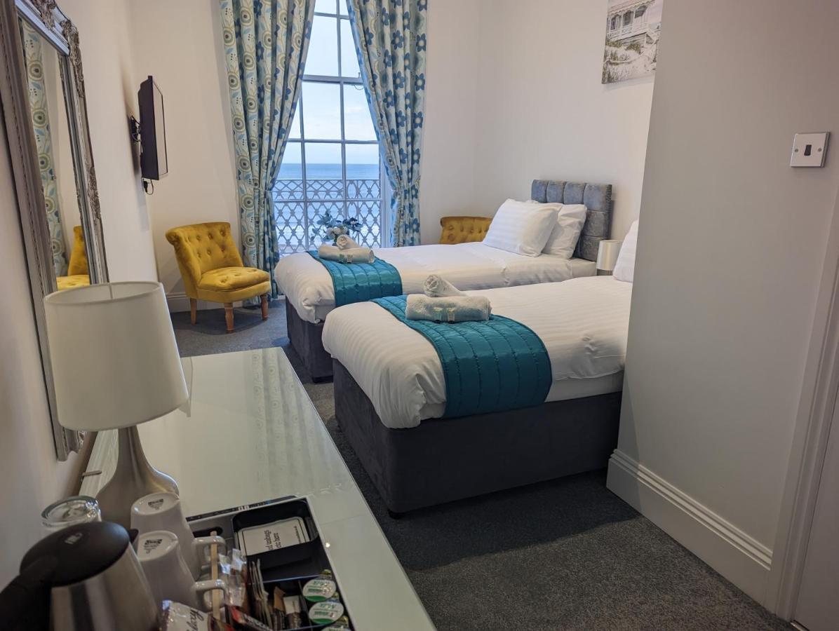 Superior Twin Room with Sea View