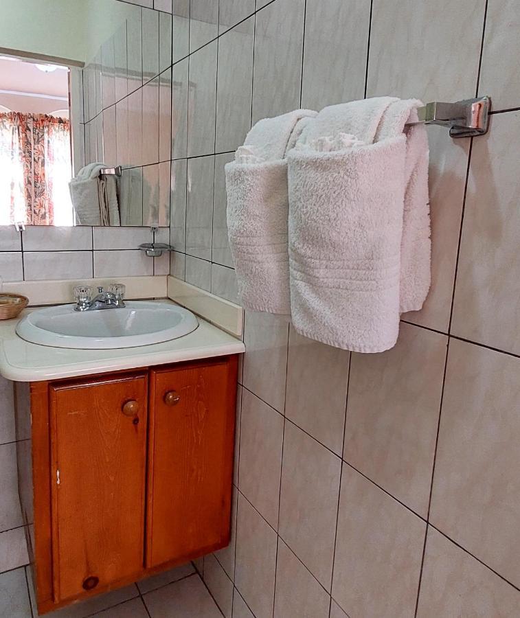 Kamer met Queensize Bed - Uitzicht op de Oceaan