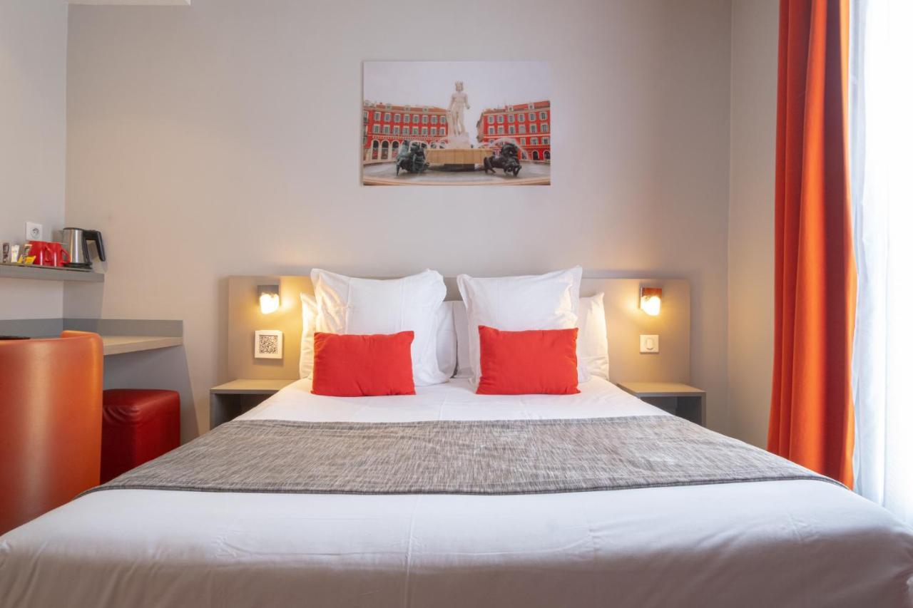 Chambre Double ou Lits Jumeaux Standard - Côté Rue
