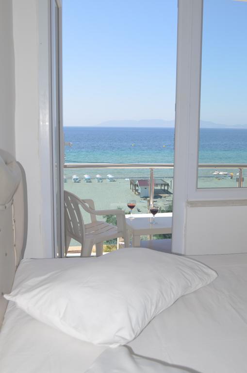 Dreibettzimmer mit Meerblick